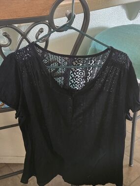 Black Lace-Back Short Sleeve Women's Blouse